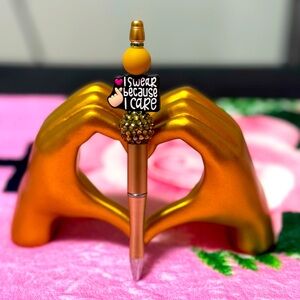 NWT CUSTOM MADE BEADED PEN
